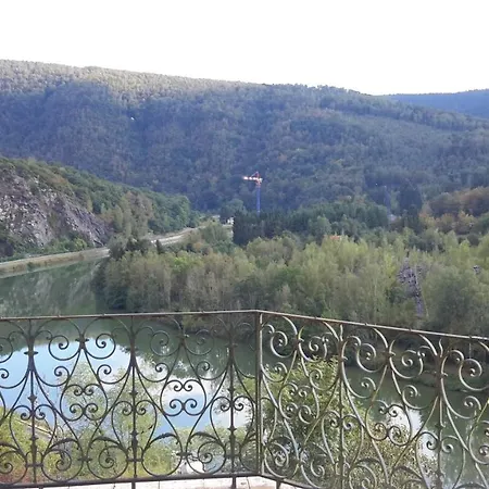 Casa de Férias Huize Carmelites Fumay